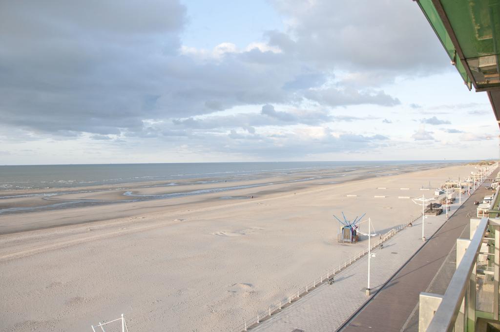 The Lighthouse Appartement Koksijde Kamer foto